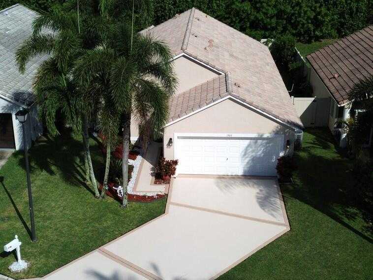 photo 3: 1904 Barnstable Road, Wellington FL 33414