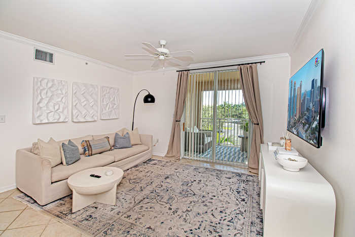 photo 2: 6573 Emerald Dunes Drive Unit 303, West Palm Beach FL 33411