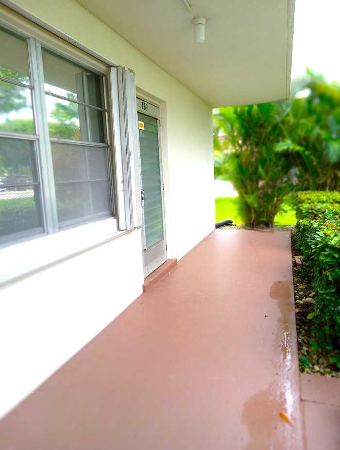 photo 2: 183 Windsor I, West Palm Beach FL 33417