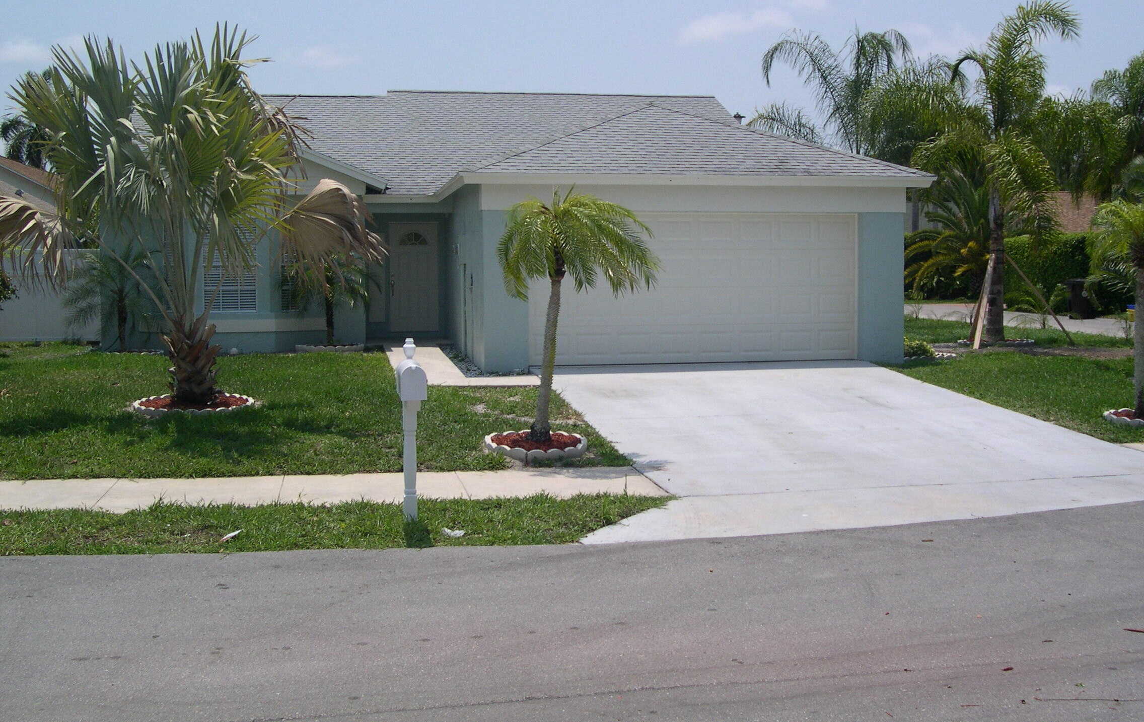 photo 2: 5190 Foxhall Drive, West Palm Beach FL 33417