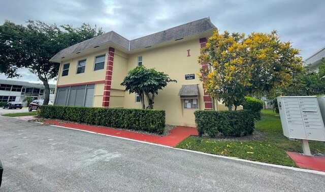 photo 3: 117 Stratford I Unit A, West Palm Beach FL 33417