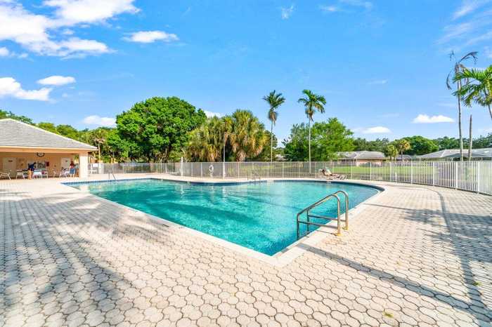 photo 30: 2801 Lakemont Court, Palm Beach Gardens FL 33403