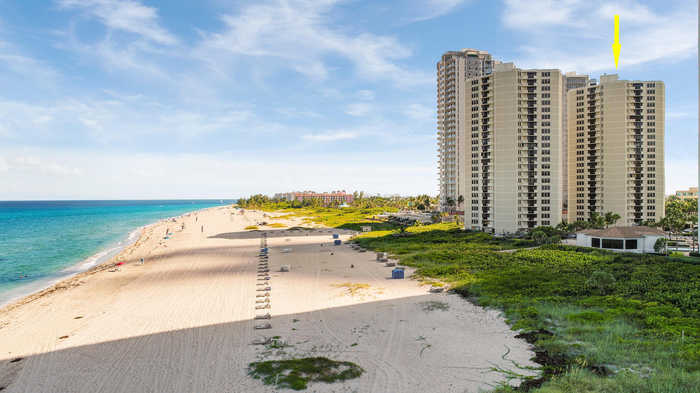 photo 1: 2800 Ocean Drive Unit B-2c, Singer Island FL 33404