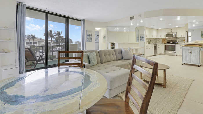 photo 2: 2800 Ocean Drive Unit B-2c, Singer Island FL 33404