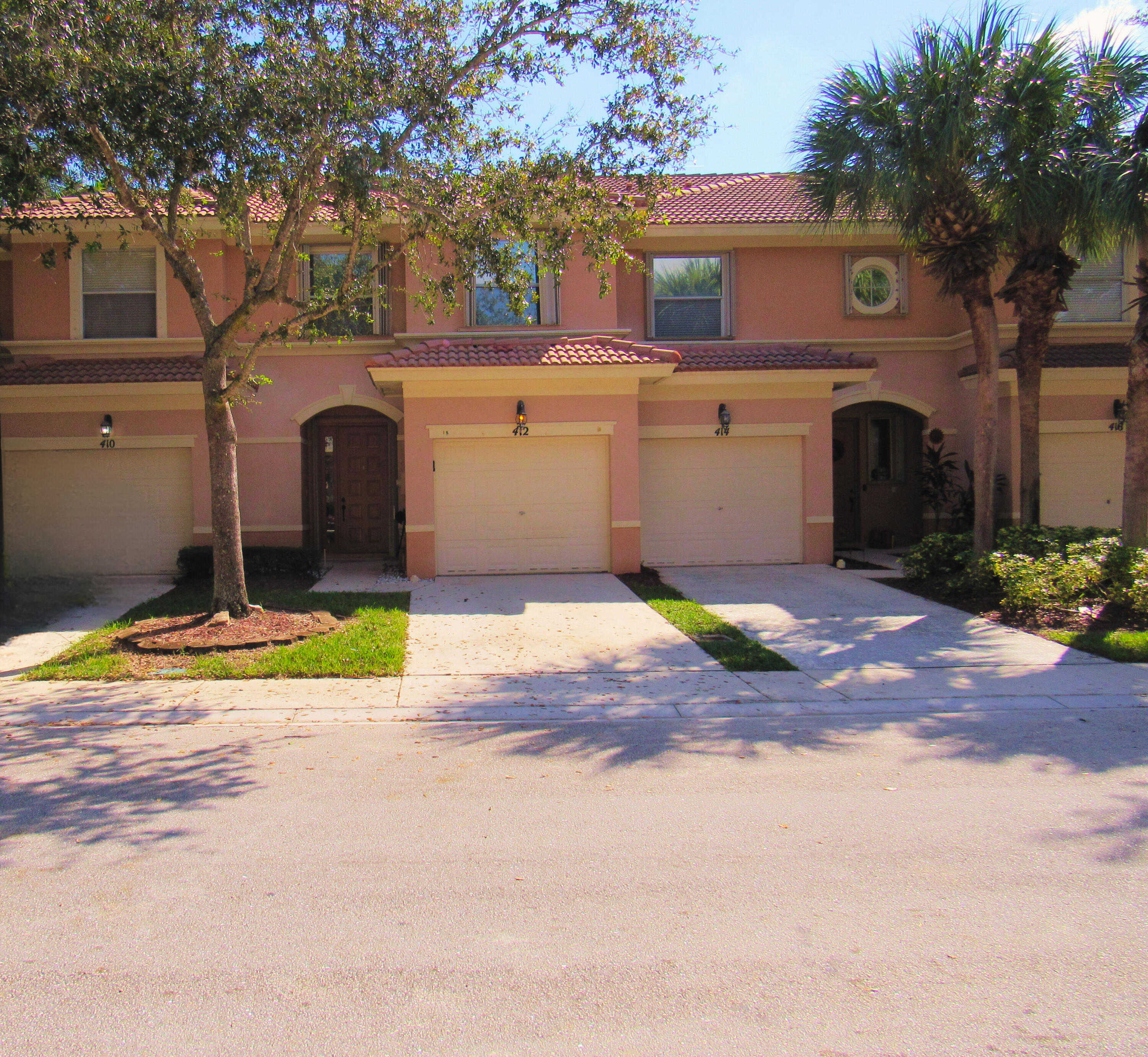 photo 1: 412 Rainbow Springs Terrace, Royal Palm Beach FL 33411