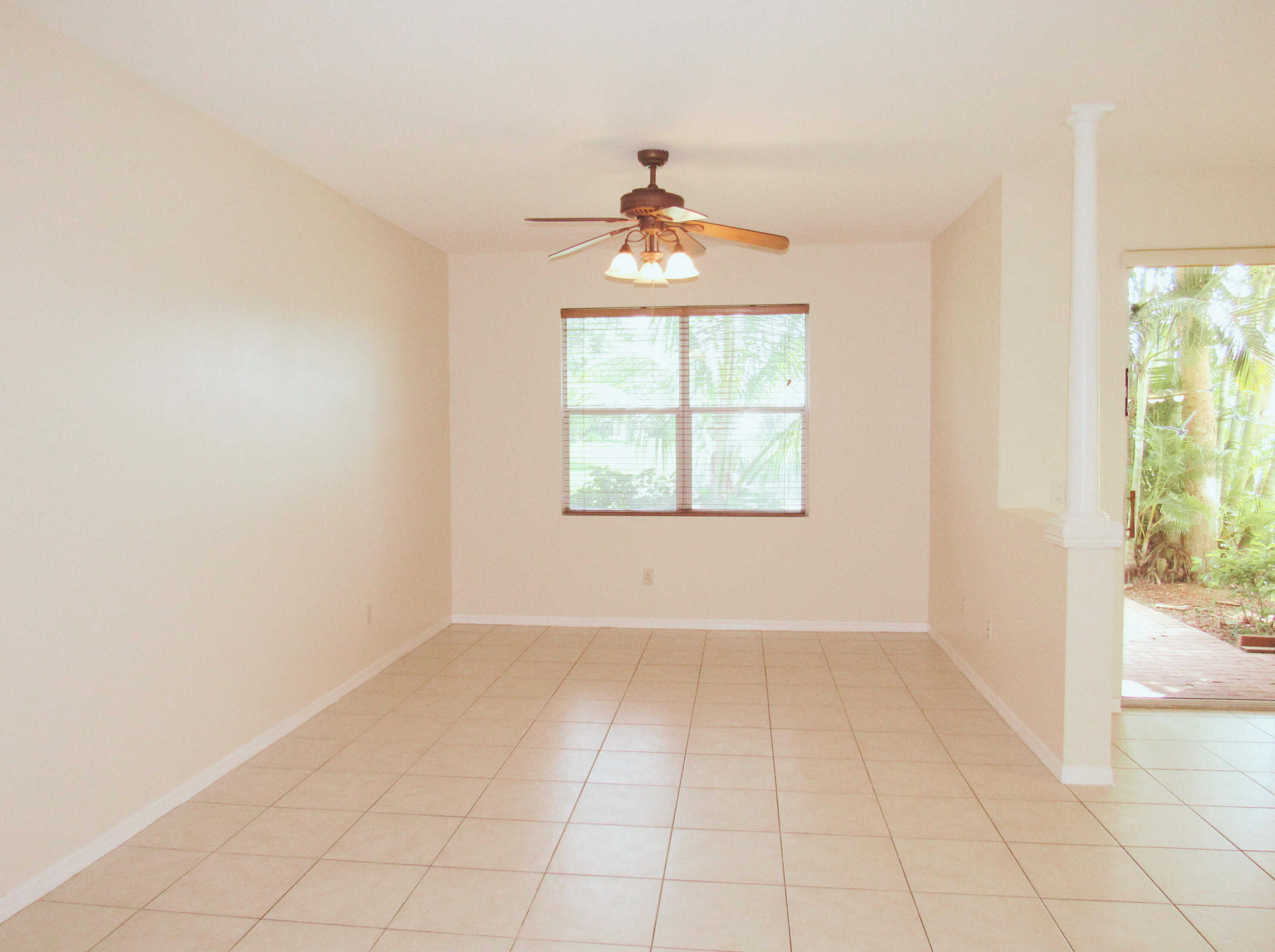 photo 3: 412 Rainbow Springs Terrace, Royal Palm Beach FL 33411