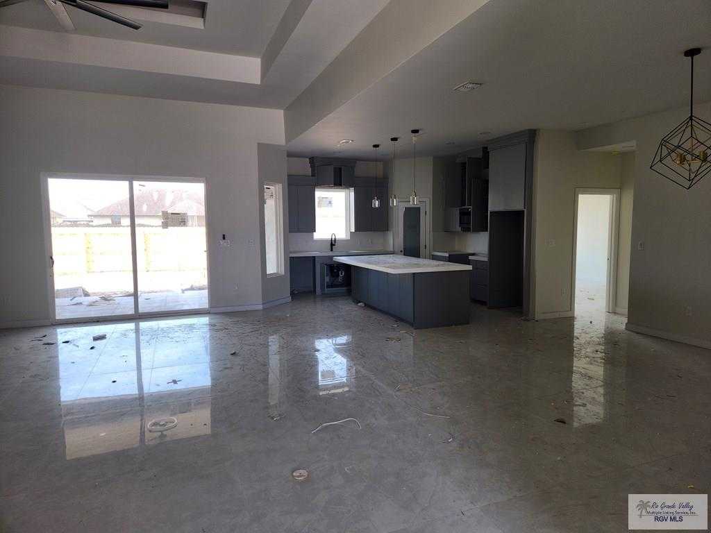 photo 3: 6209 King Palm Loop, Brownsville TX 78526