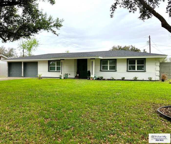 photo 1: 371 E Rivers Ave., Raymondville TX 78580