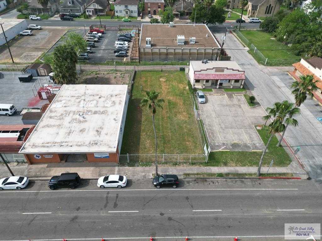 photo 1: 418 E Elizabeth St., Brownsville TX 78520