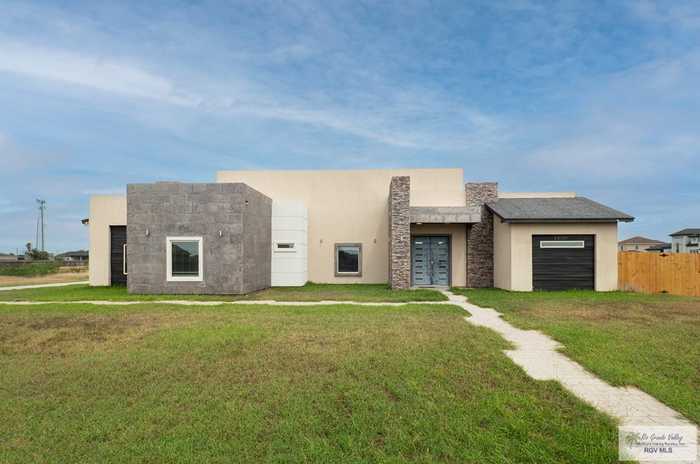 photo 1: 28051 La Cantera, Brownsville TX 78520