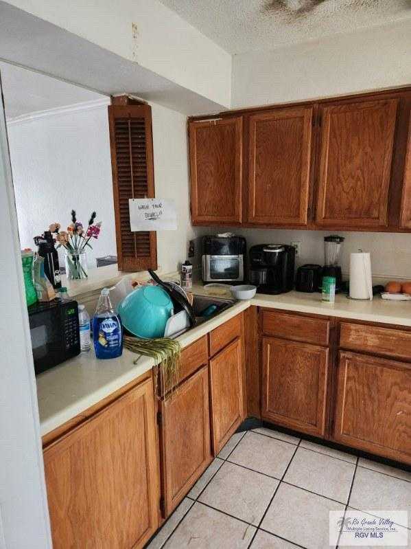 photo 2: 1900 E Elizabeth St. Unit 7-F, Brownsville TX 78520