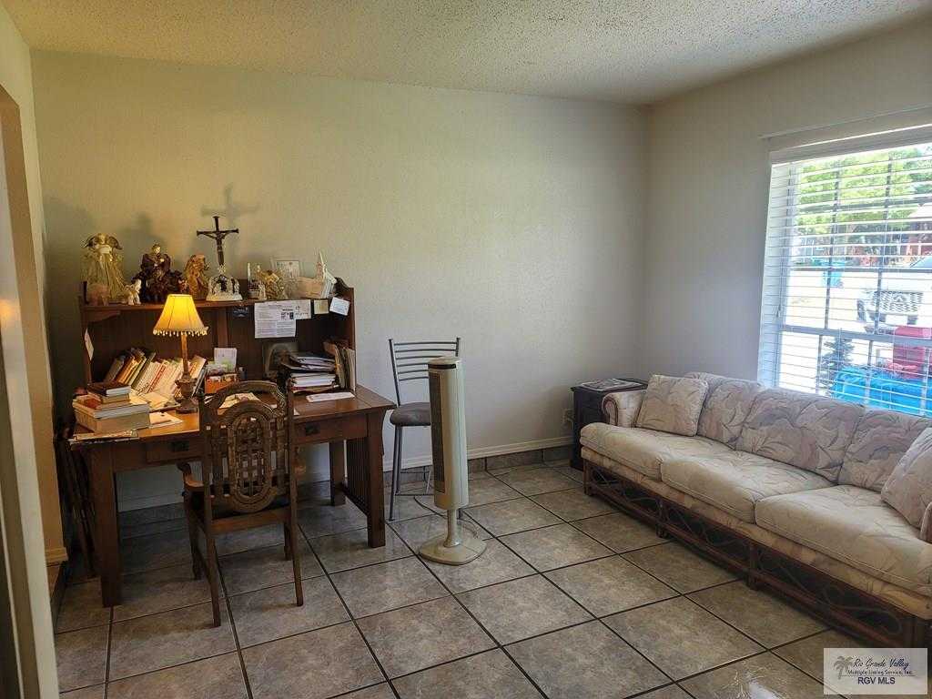 photo 3: 1290 N Dick Dowling, San Benito TX 78586