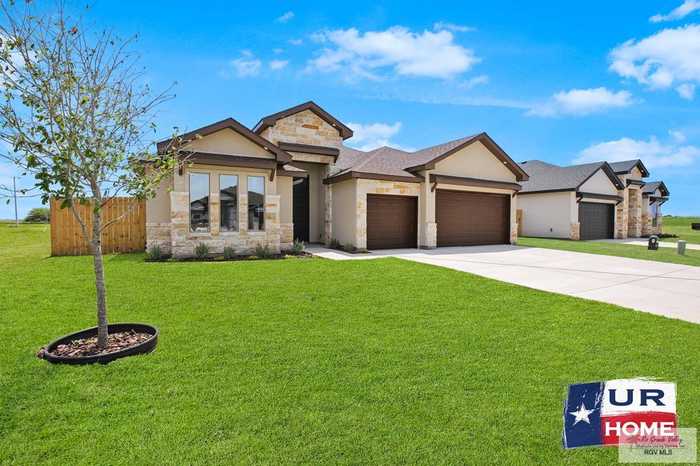 photo 1: 521 Eagle Dr., Los Fresnos TX 78566