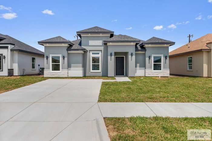 photo 2: 6124 Dakota Garden Cir, Brownsville TX 78521