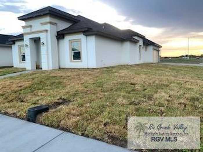 photo 1: 1825 Lasso Ln, San Benito TX 78586