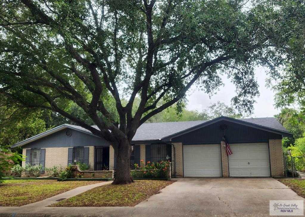 photo 1: 1544 Oriole Ln, Brownsville TX 78521