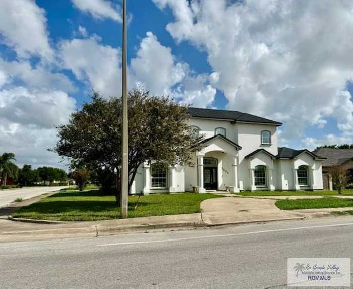 photo 2: 5592 Rustic Manor Dr., Brownsville TX 78526