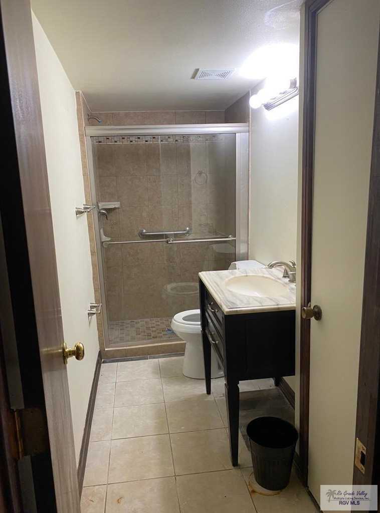 photo 3: 1900 Elizabeth St. Unit 1A, Brownsville TX 78521