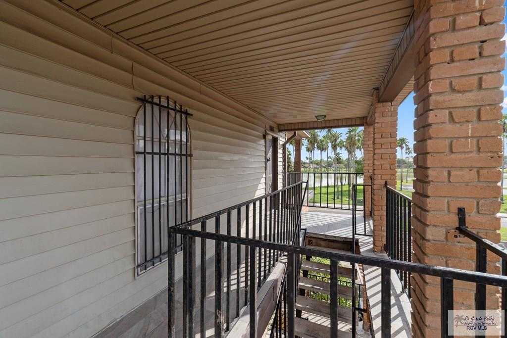 photo 3: 1900 University Blvd. Unit 2013, Brownsville TX 78520