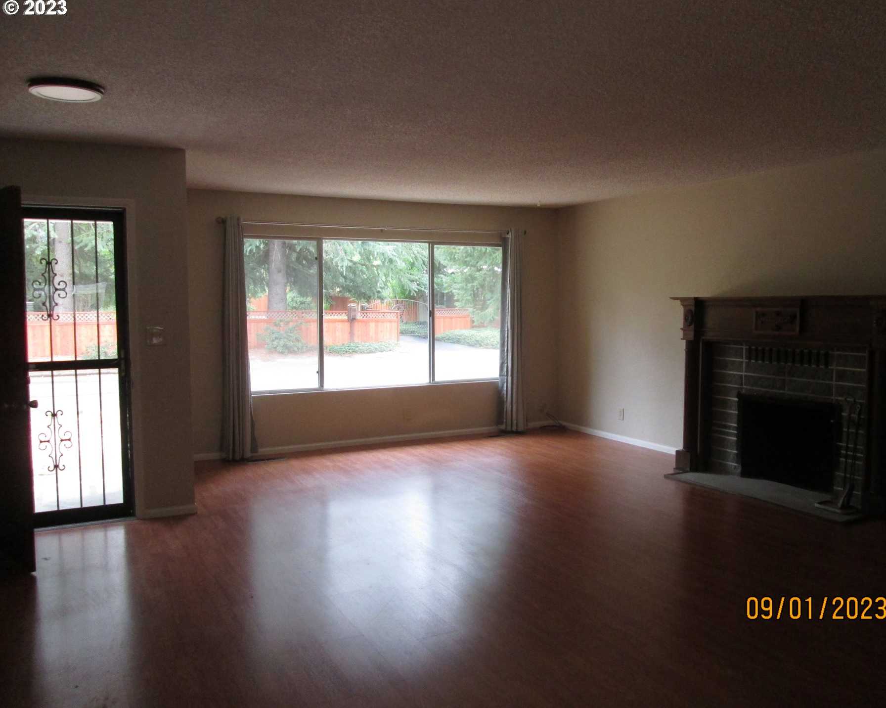 photo 3: 1720 SE LELA LN, Grants Pass OR 97526