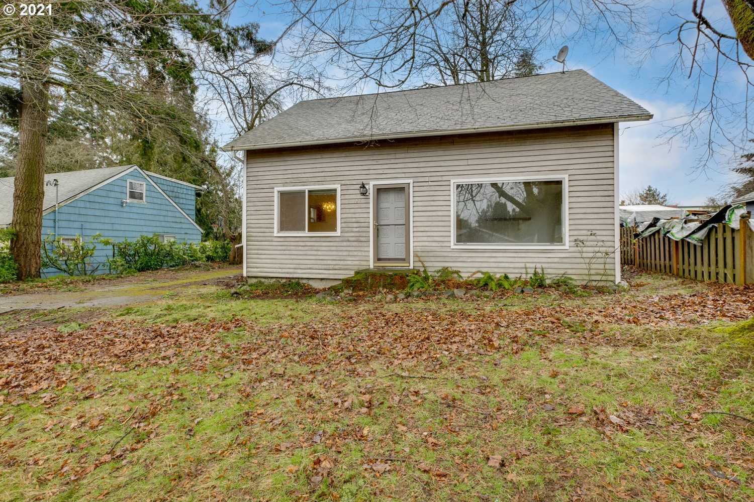 photo 2: 127 SE 106TH AVE, Portland OR 97216