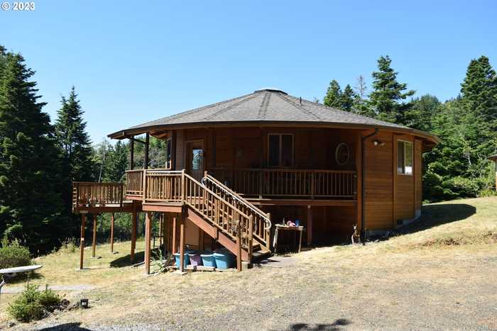 photo 2: 35606 COY CREEK RD, Gold Beach OR 97444