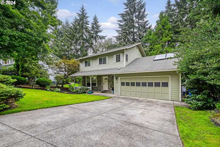 photo 2: 3853 ASHFORD DR, Eugene OR 97405