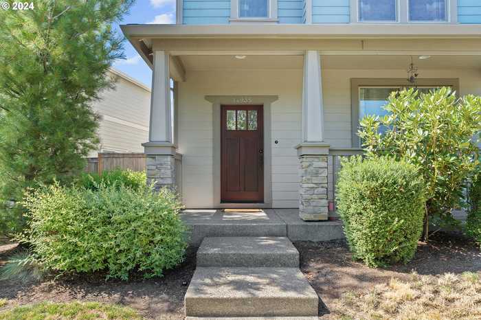 photo 2: 14935 NW ROSSETTA ST, Portland OR 97229