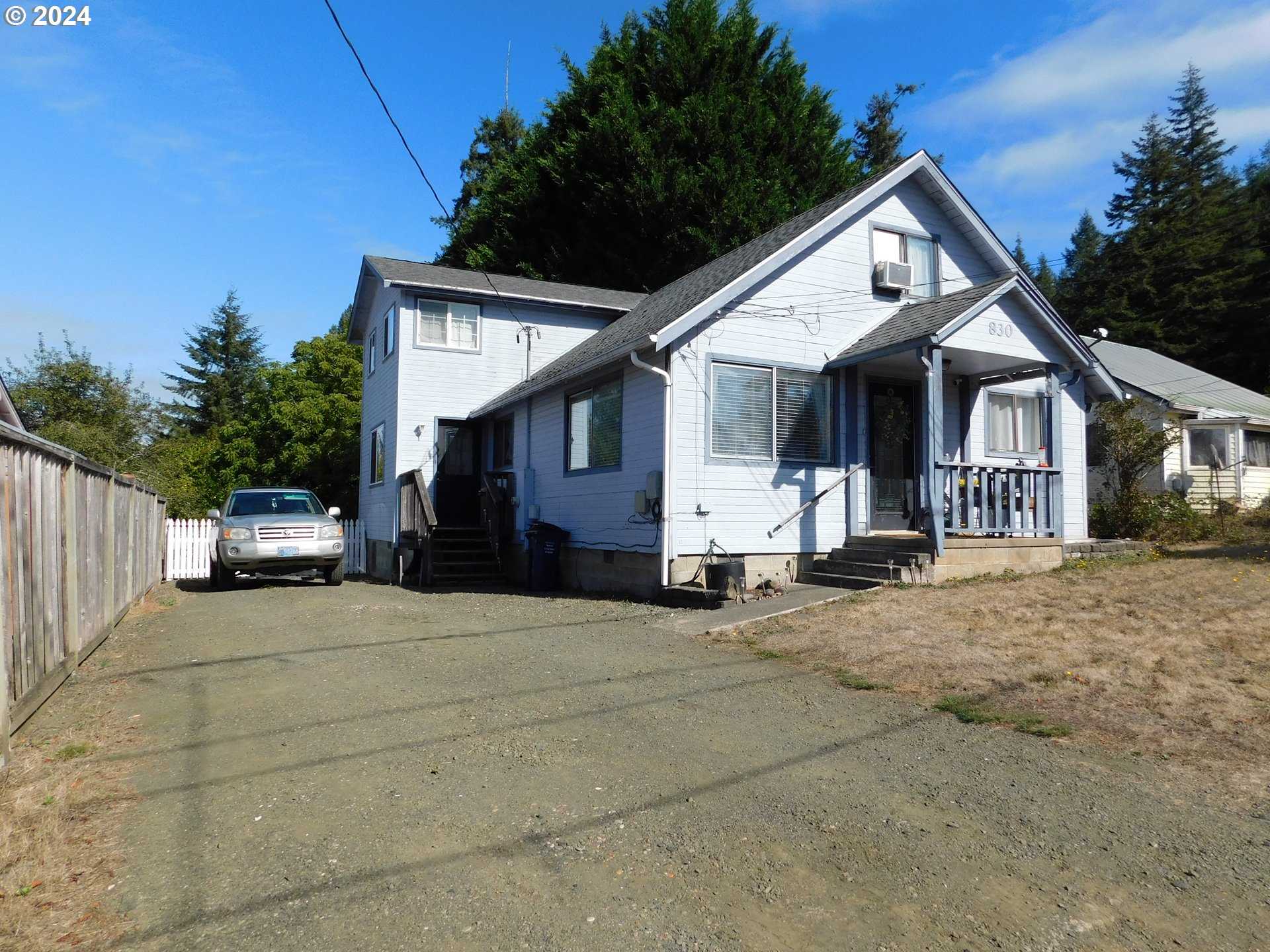 photo 1: 830 E 11TH ST, Coquille OR 97423