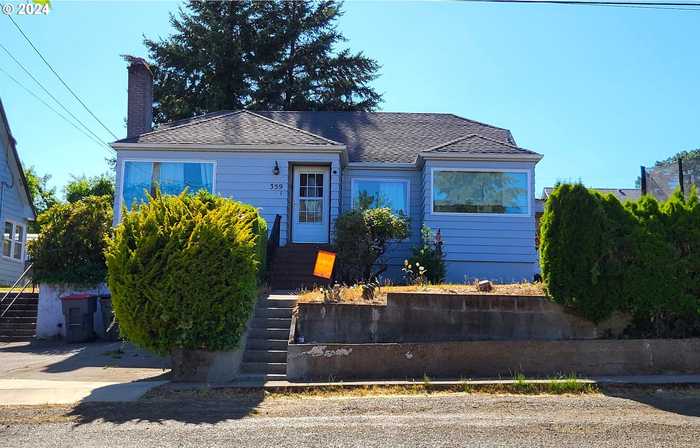 photo 1: 359 SW OAK ST, Willamina OR 97396