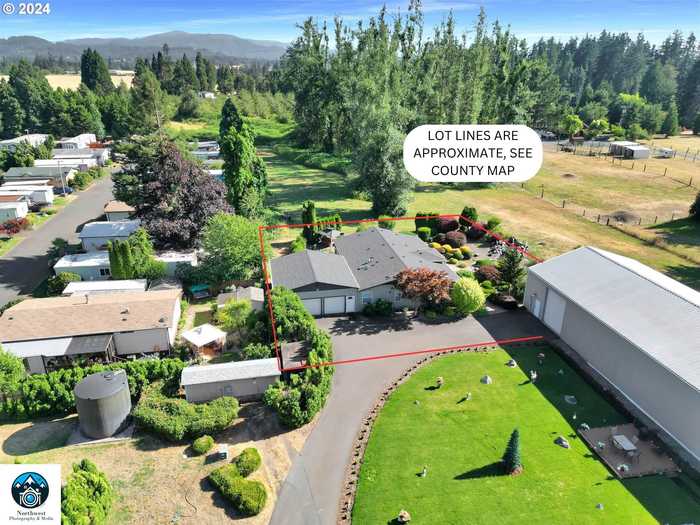 photo 2: 85961 EDENVALE RD, Pleasant Hill OR 97455