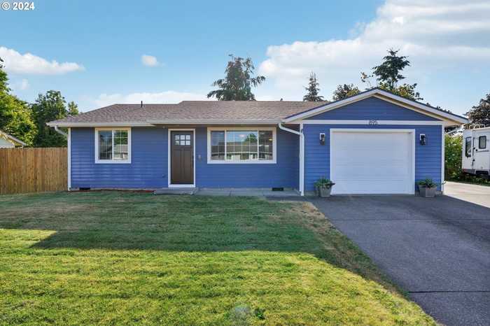 photo 1: 895 N 9TH ST, Aumsville OR 97325