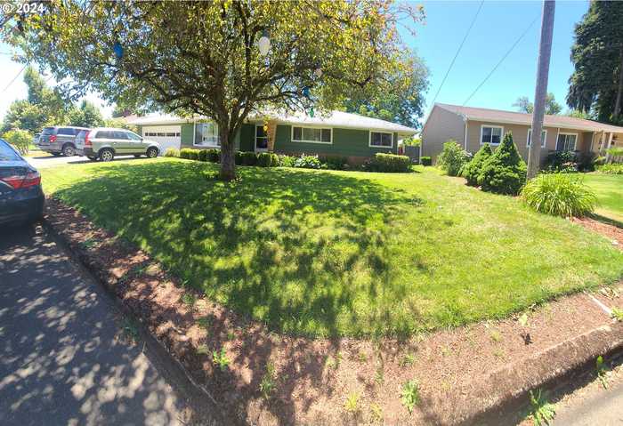 photo 1: 4722 CAROLINA AVE NE, Salem OR 97305