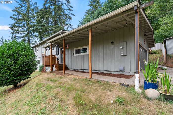 photo 2: 16476 S BRADLEY RD, Oregon City OR 97045