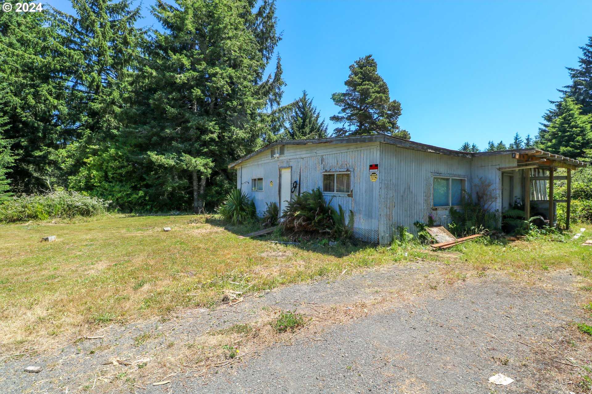 photo 2: 62601 SEVEN DEVILS RD, Coos Bay OR 97420