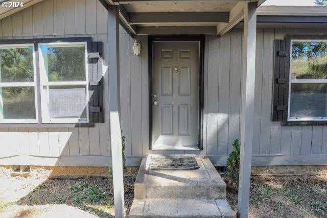 photo 3: 191 TEEPLES CT, Oakland OR 97462