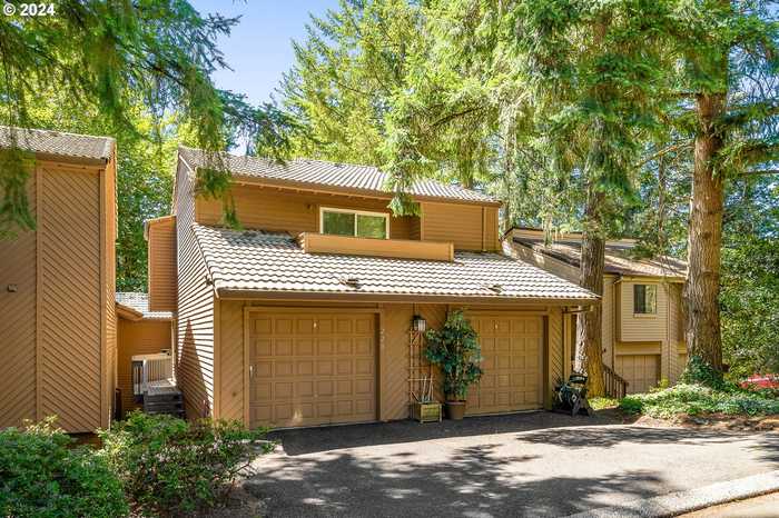 photo 1: 220 CERVANTES Unit C, Lake Oswego OR 97035