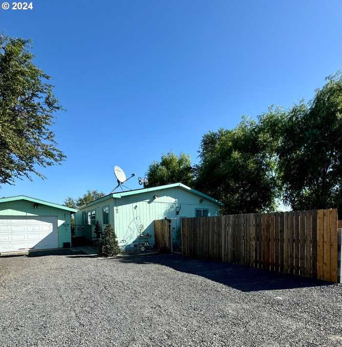 photo 1: 180 CRIMSON LN, Irrigon OR 97844