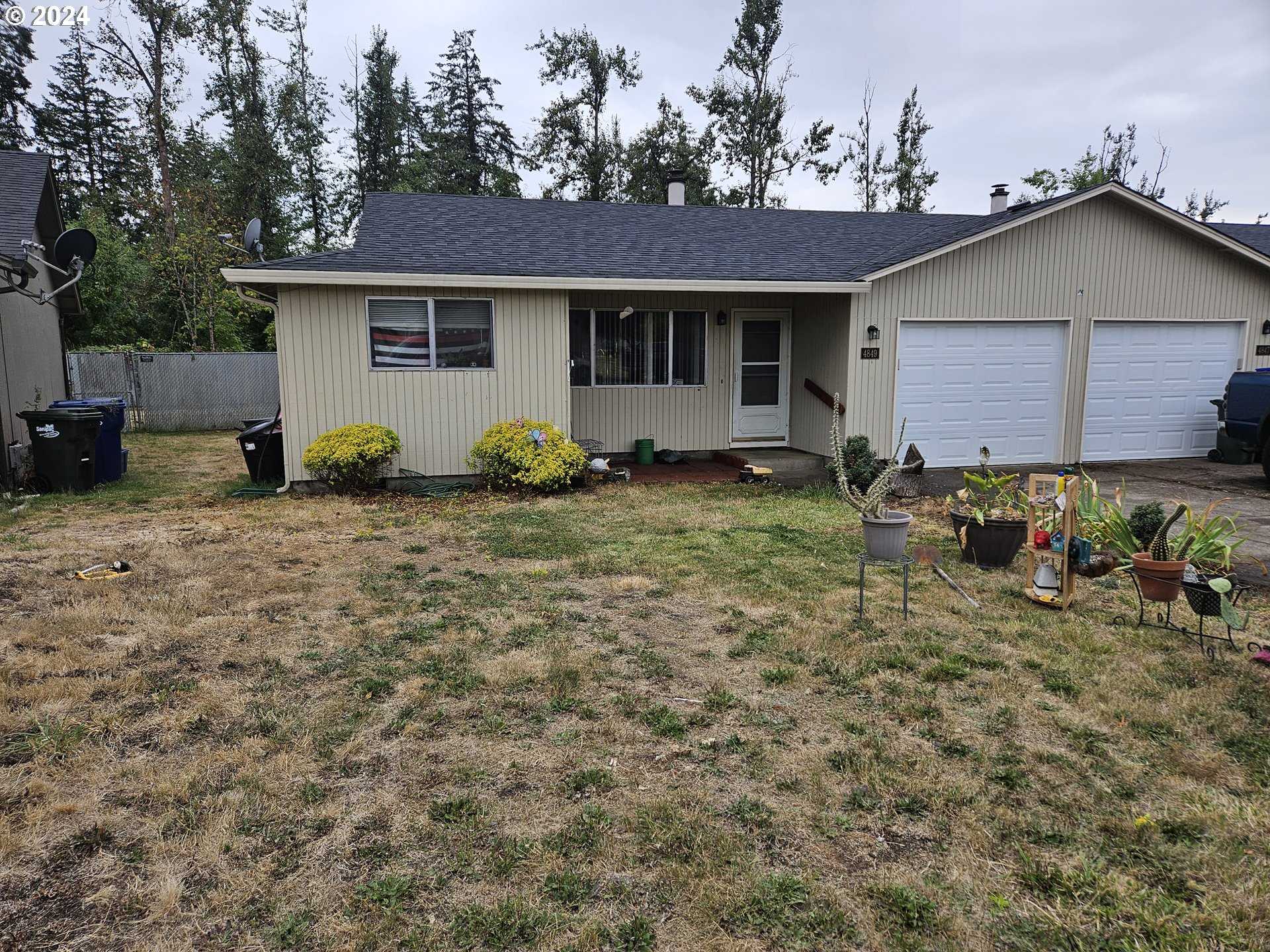 photo 2: 4847/4849 ELDERBERRY LOOP, Springfield OR 97478