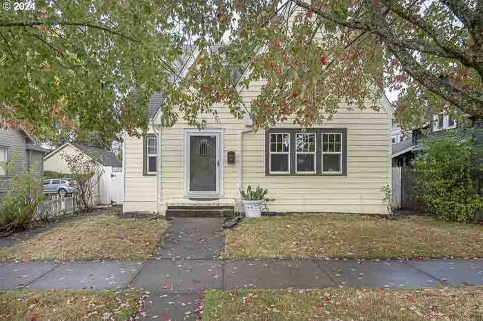 photo 1: 255 14TH ST, Salem OR 97301