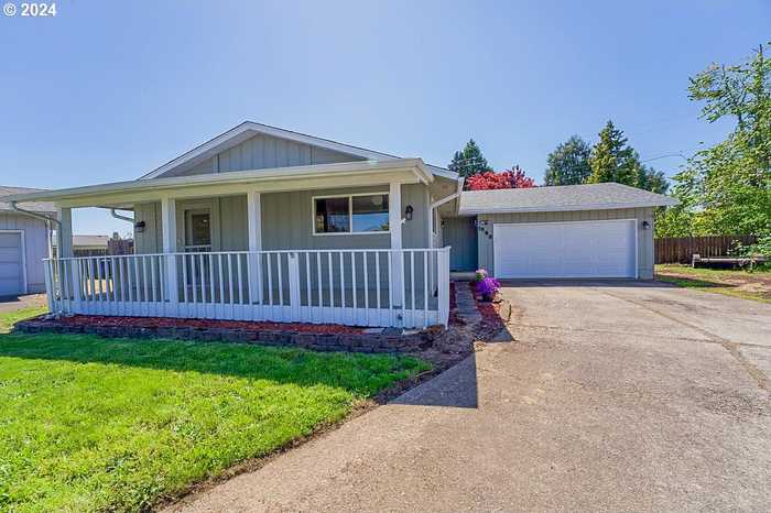 photo 1: 1098 55TH PL, Springfield OR 97478
