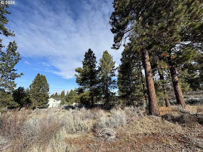 photo 1: Shoshoni WAY Unit Lot ~ 4, Chiloquin OR 97624