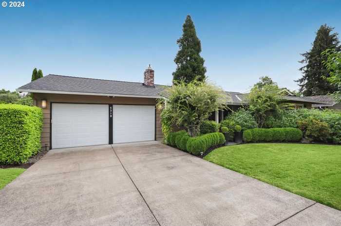 photo 2: 5310 SW ELM AVE, Beaverton OR 97005