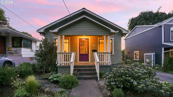 photo 2: 4203 NE 65TH AVE, Portland OR 97218