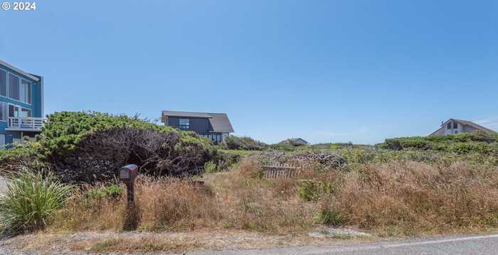 photo 13: Miner DR, Gold Beach OR 97444