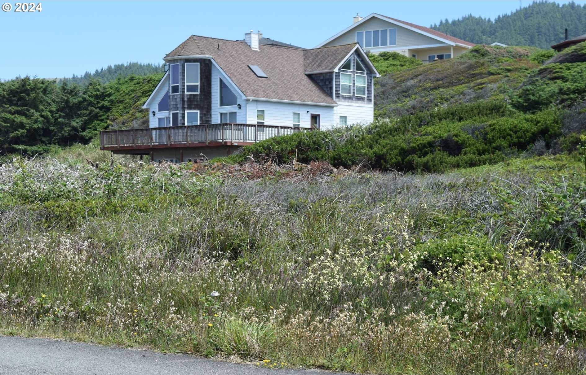 photo 2: Miner DR, Gold Beach OR 97444