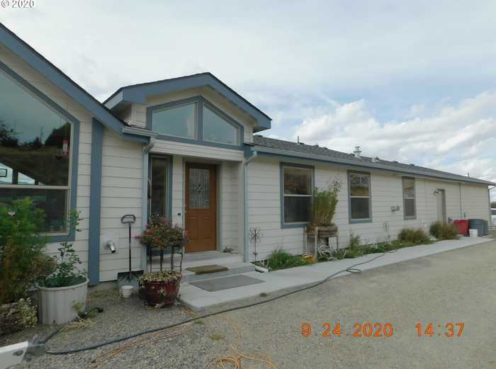 photo 1: 475 WASHINGTON AVE, Baker City OR 97814