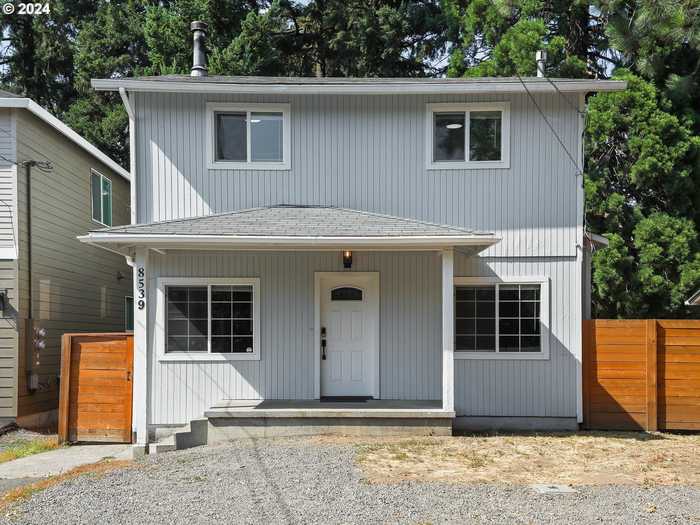 photo 2: 8539 SE GRAY ST, Happy Valley OR 97086