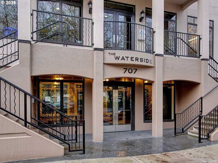 photo 2: 707 N HAYDEN ISLAND DR Unit 410, Portland OR 97217