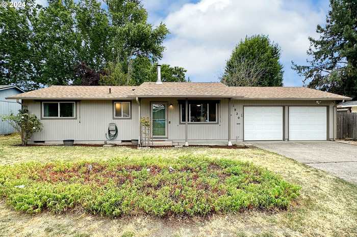 photo 1: 1820 SW 198TH AVE, Beaverton OR 97003